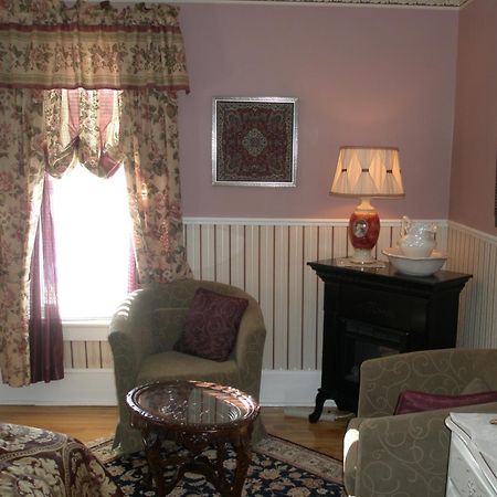 O Bois Dormant B&B Magog Exterior photo