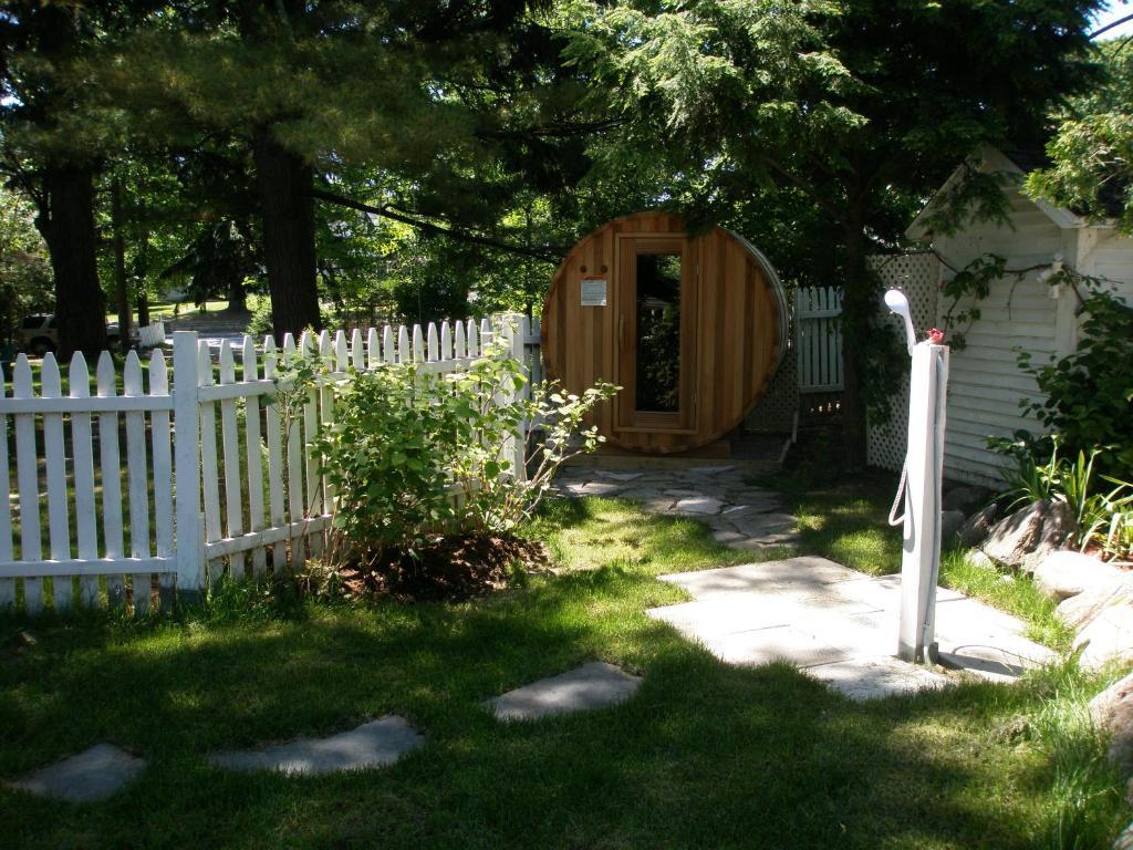 O Bois Dormant B&B Magog Exterior photo