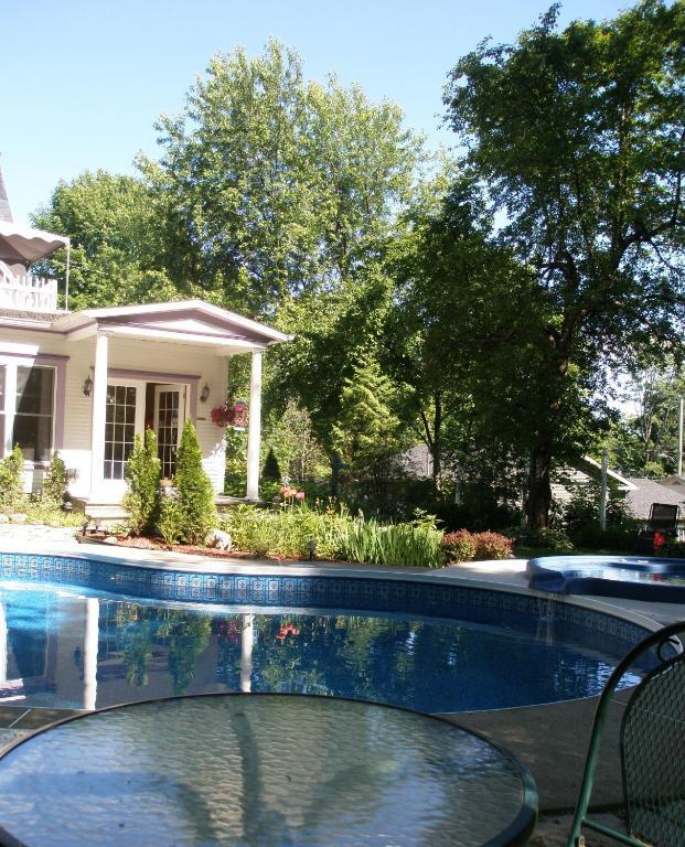 O Bois Dormant B&B Magog Exterior photo
